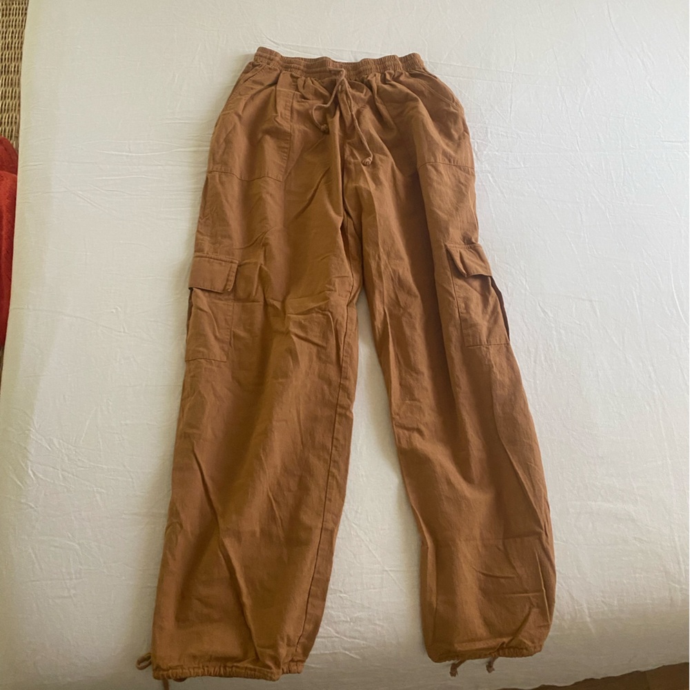 Skims pants